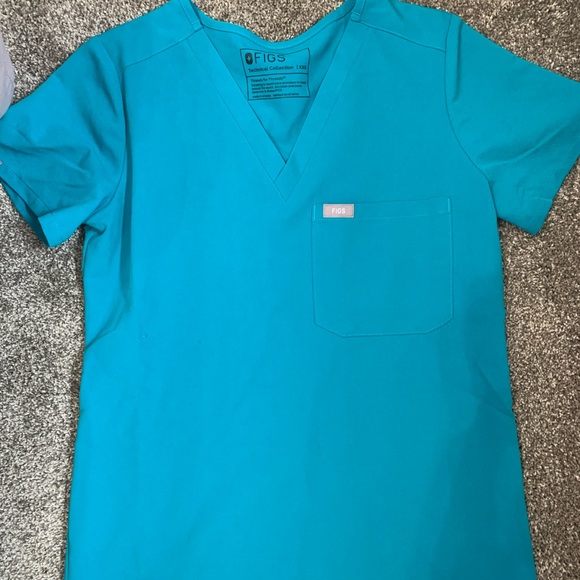 Figs scrub top - Picture 1 of 1